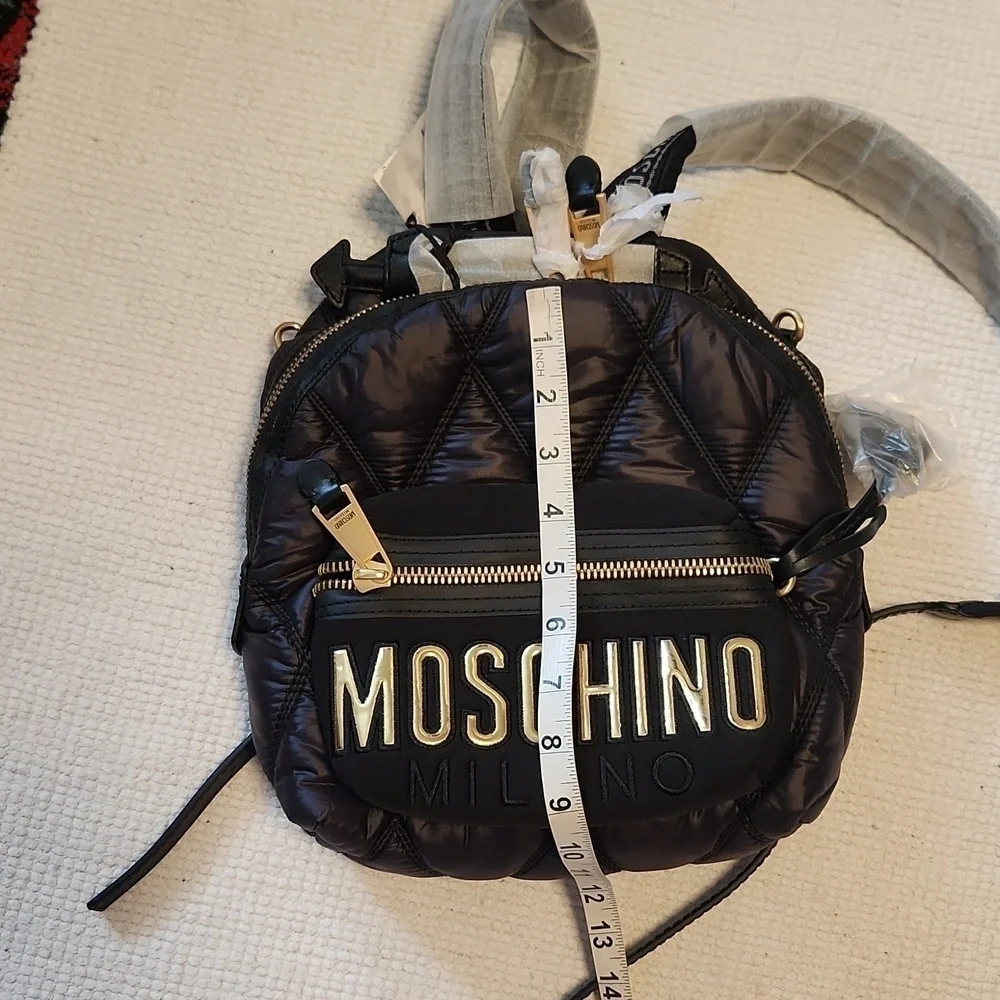 Moschino nwt no